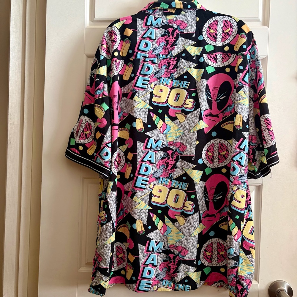 RARE Vintage Deadpool “Made in the 90s” Men’s Button-Up Shirt – Large - Picture 3 of 11